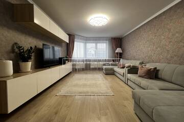 2-к квартира, 57 м², 15/17 эт.